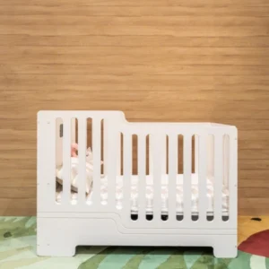 The Smartnest - High-tech Smart Baby Crib